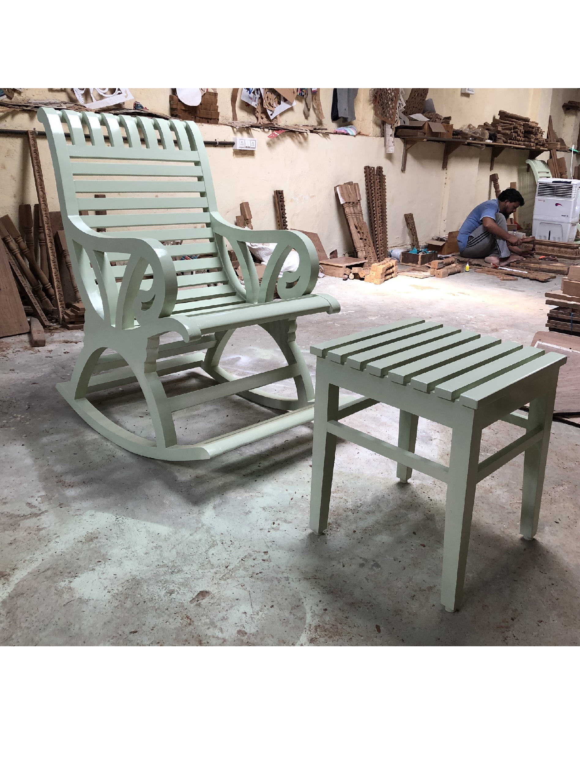 rocking chair with ottoman