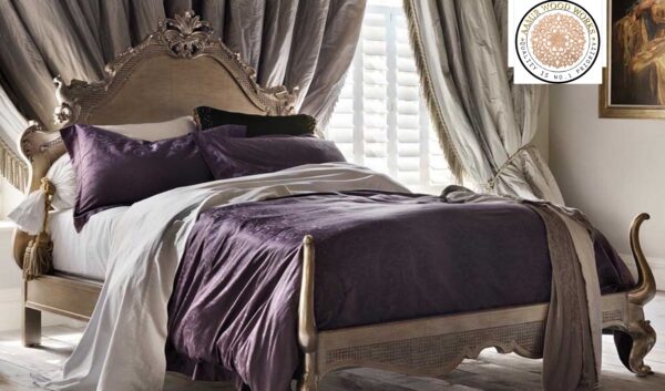 teakwood bed