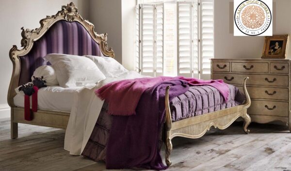 teakwood bed