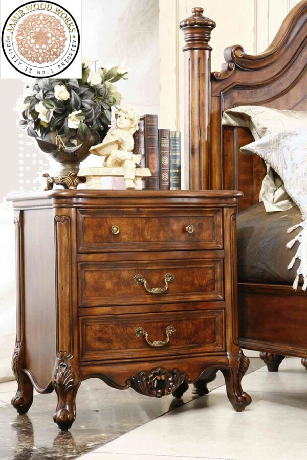 teakwood bed